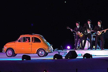 Lễ ra mắt tốn kém của xe Fiat 500 - 2