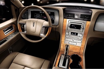 Lincoln Navigator 2008 - Tiện nghi hơn - 1