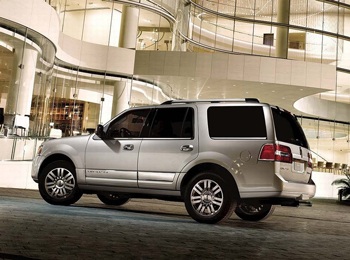 Lincoln Navigator 2008 - Tiện nghi hơn - 3