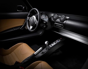 Đừng xem thường xe mui trần chạy điện! - 5 Đừng xem thường xe mui trần chạy điện! - 5