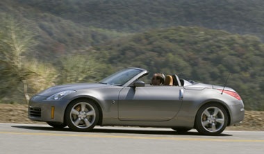 Nissan 350Z Roadster - Mui trần giá “mềm” - 2