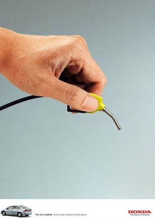 Quảng cáo xe hơi - Những chiêu “quái” - 8