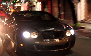 Siêu xe nhanh nhất của Bentley tại Hà Nội  - 1