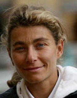 Chân dung 12 “nữ tướng” trong làng kinh doanh  - 10