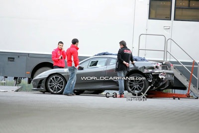 Schumacher đâm hỏng một chiếc Ferrari F430 - 2 Schumacher đâm hỏng một chiếc Ferrari F430 - 2