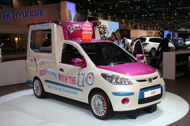 “Dạo” triển lãm ô tô Anh quốc 2008 - 17