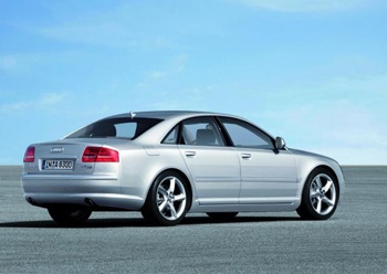 Thay đổi ở xe Audi A8 mới - 2