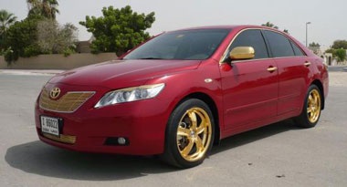 Rao bán Toyota Camry dát vàng - 2