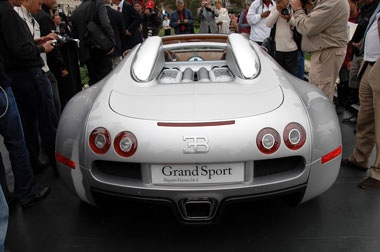 Bugatti chính thức ra mắt Veyron mui trần - 12