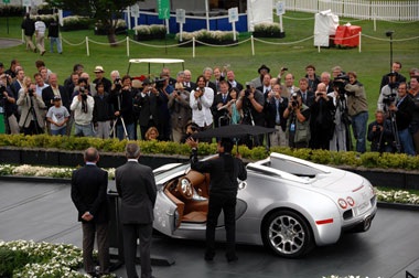 Bugatti chính thức ra mắt Veyron mui trần - 6