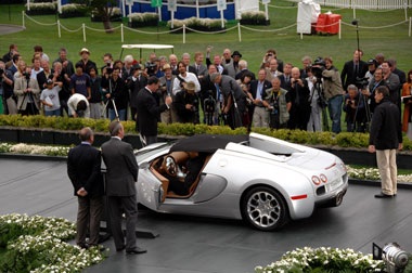 Bugatti chính thức ra mắt Veyron mui trần - 7