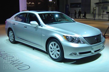 Lexus LS 460 và LS 460 L: Thêm phiên bản AWD - 2