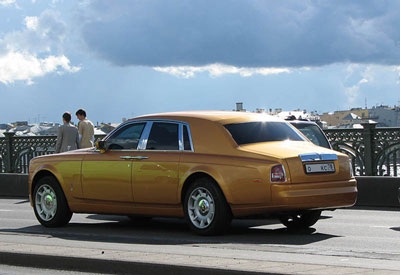 Rolls-Royce Phantom: Những sắc màu lạ - 1