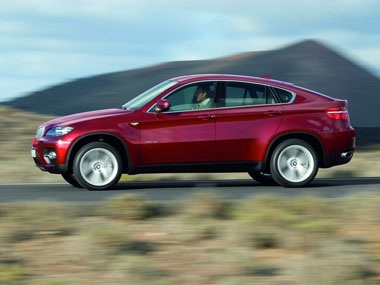 BMW X6 “hạ gục” Porsche Cayenne GTS - 2 BMW X6 “hạ gục” Porsche Cayenne GTS - 2