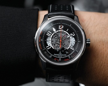 Đồng hồ sành điệu cho chủ xe Aston Martin DBS - 1 Đồng hồ sành điệu cho chủ xe Aston Martin DBS - 1