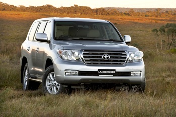 Toyota giới thiệu xe Land Cruiser thế hệ mới - 1