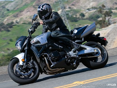 Suzuki B-King - Cho người thích nổi bật  - 8