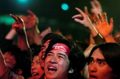 Bức Tường và lời chia tay cuồng nhiệt - 8