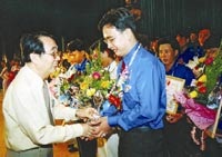 Làm giàu theo cách của người trẻ - 1 Làm giàu theo cách của người trẻ - 1