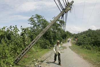 Nam Đông không khóc nổi! - 5 Nam Đông không khóc nổi! - 5