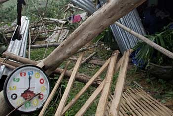 Nam Đông không khóc nổi! - 8 Nam Đông không khóc nổi! - 8