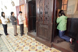 Chùm ảnh: Bình yên Noel Hà Nội - 1