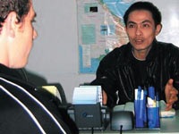 Những người trẻ làm giàu cho phố cổ - 1