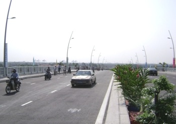 Thông xe cây cầu lớn nhất bắc qua sông Sài Gòn - 2