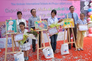 Cuộc thi vẽ tranh quốc tế dành cho thiếu nhi - 1