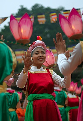 Múa cổ Bài Bông khai hội Yên Tử - 11 Múa cổ Bài Bông khai hội Yên Tử - 11