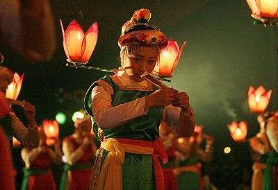 Múa cổ Bài Bông khai hội Yên Tử - 5 Múa cổ Bài Bông khai hội Yên Tử - 5