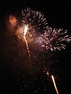 Hình ảnh lung linh đêm pháo hoa đất Tổ - 2