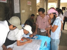 Cử tri cả nước nô nức đi bầu Quốc hội - 8 Cử tri cả nước nô nức đi bầu Quốc hội - 8