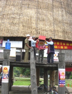 Cử tri cả nước nô nức đi bầu Quốc hội - 13 Cử tri cả nước nô nức đi bầu Quốc hội - 13