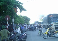 Nhóm hát rong náo loạn thành phố Vinh - 1