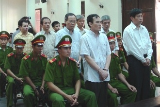 Xét xử vụ PMU18: Bị cáo “thuộc”… cáo trạng - 3