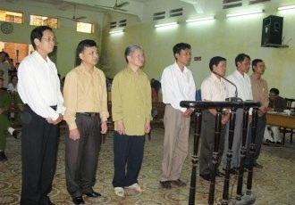 “Điệp khúc” oan, nặng  - 1