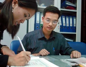 Danh sách bạn đọc ủng hộ nạn nhân vụ sập cầu Cần Thơ (ngày 27/9) - 7 Danh sách bạn đọc ủng hộ nạn nhân vụ sập cầu Cần Thơ (ngày 27/9) - 7