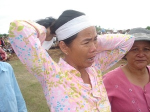 Truy điệu các nạn nhân tử nạn vụ sập cầu Cần Thơ - 1 Truy điệu các nạn nhân tử nạn vụ sập cầu Cần Thơ - 1