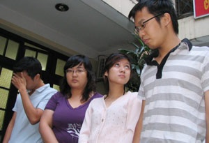 Khởi tố 4 đối tượng phát tán clip sex Thùy Linh - 1