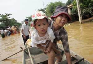 Bơi giữa Thạch Thành - 3 Bơi giữa Thạch Thành - 3