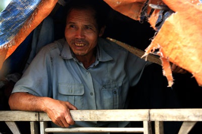 Phóng sự ảnh: 5 ngày ăn ngủ trên đê - 9