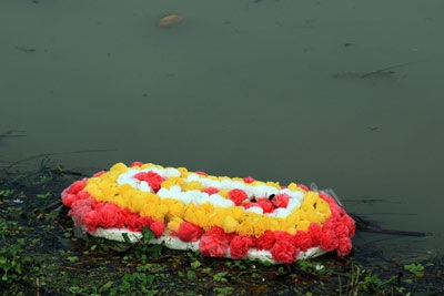 Phóng sự ảnh: 5 ngày ăn ngủ trên đê - 7