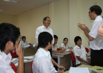 Phó Thủ tướng Nguyễn Thiện Nhân... làm “học sinh” - 2