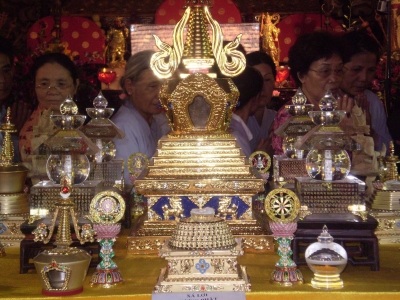 Chùm ảnh: Hành hương chiêm bái xá lợi Phật  - 3