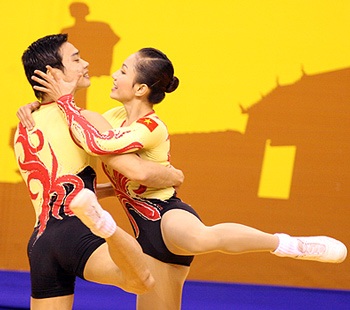 Aerobic Việt Nam đoạt HCV trong nước mắt - 1