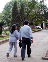 Chuyện không lẩn thẩn ở Trâu Quỳ - 1 Chuyện không lẩn thẩn ở Trâu Quỳ - 1