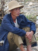 Tìm thấy xác 13 học sinh mất tích ở Chôm Lôm - 2 Tìm thấy xác 13 học sinh mất tích ở Chôm Lôm - 2