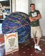 Quả bóng khồng lồ bằng dây cao su - 1