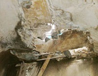 Nguy cơ sập cầu Văn Thánh 2 rất cao! - 1 Nguy cơ sập cầu Văn Thánh 2 rất cao! - 1